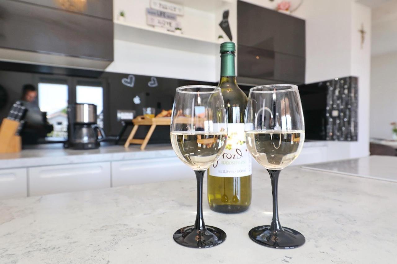 Apartman Nika Sa Jacuzzijem Zadar